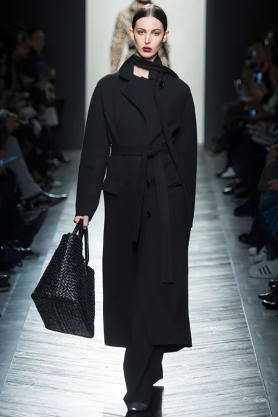 Look 5
